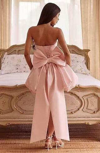 فساتين العودة للوطن بدون حمالات من الساتان للمراهقين، قصيرة على شكل حرف A مع فستان حفلة موسيقية بفيونكة in Kuwait