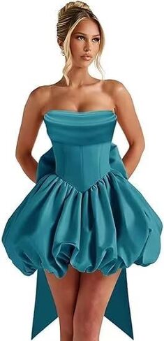 فساتين العودة للوطن بدون حمالات من الساتان للمراهقين، قصيرة على شكل حرف A مع فستان حفلة موسيقية بفيونكة in Kuwait