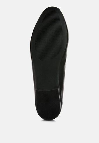 Chunky Metal Chain Faux Leather Loafers in Saudi Arabia