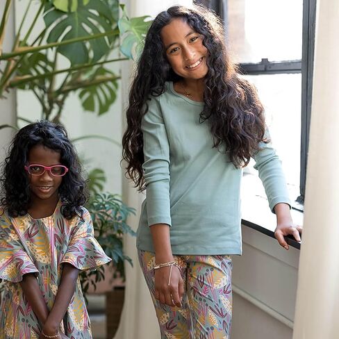 تي شيرت Mightly Girls مصنوع من القطن العضوي بأكمام طويلة ورقبة واسعة مضلعة وفقًا لمعايير التجارة العادلة in Kuwait