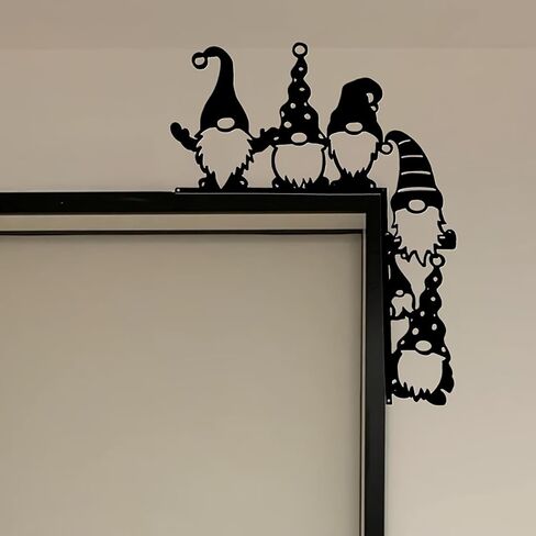 ديكور زاوية الباب الكلاسيكي من Iron Santa Gnomes - قطعة واحدة من الباب الأسود بدون وجه علامة تعليق سانتا كلوز، لوحة زخرفية متعددة الأغراض لعيد الميلاد وعيد الشكر in Kuwait