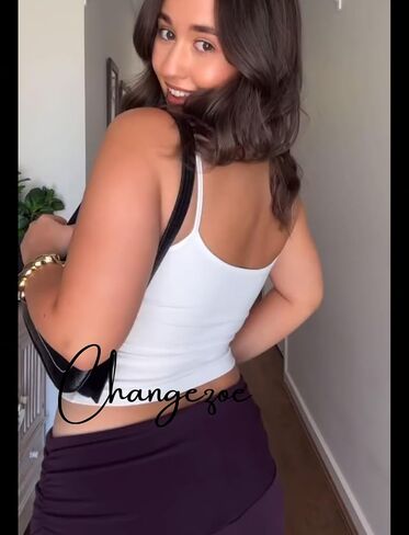 Women's Braless Tank Top Fitted Spaghetti Strap Cami for Going Out Workouts Y2K Cute Basic Top in Kuwait