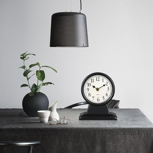 ساعة تناظرية بجانب السرير مقاس 6.7 بوصة، ساعة مكتب صغيرة قديمة تعمل بالبطارية، ساعة طاولة معدنية صامتة مزخرفة لديكور غرفة المعيشة، غرفة النوم، بجانب السرير، الرف (أسود) in Kuwait