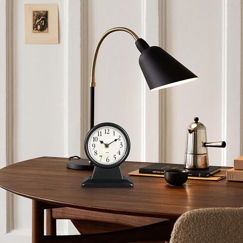 ساعة تناظرية بجانب السرير مقاس 6.7 بوصة، ساعة مكتب صغيرة قديمة تعمل بالبطارية، ساعة طاولة معدنية صامتة مزخرفة لديكور غرفة المعيشة، غرفة النوم، بجانب السرير، الرف (أسود) in Kuwait