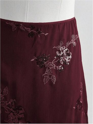 تنانير SweatyRocks النسائية ذات الحجم الكبير ذات الترتر والتطريز الزهري Y2K تنورة قصيرة على شكل حرف A in Kuwait