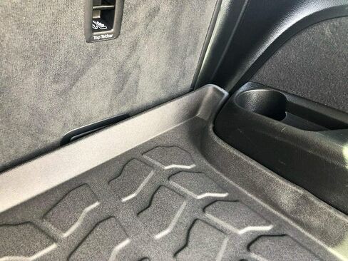 Cargo Liner - Trunk Mat for Audi Q7 SQ7 2016-2025 – Weather-Resistant Trunk Mats for Cars with Raised Lip – Non-Slip Car Trunk Mat Rubber – Easy to Install – Laser Pre-Cut Design in Saudi Arabia