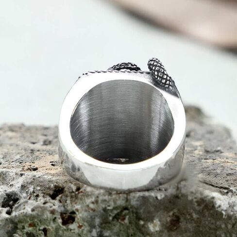 Black Gemstone Snake Stainless Steel Ring – Bold Snake Motif Jewelry with Unique Symbolism for Men and Women in Saudi Arabia