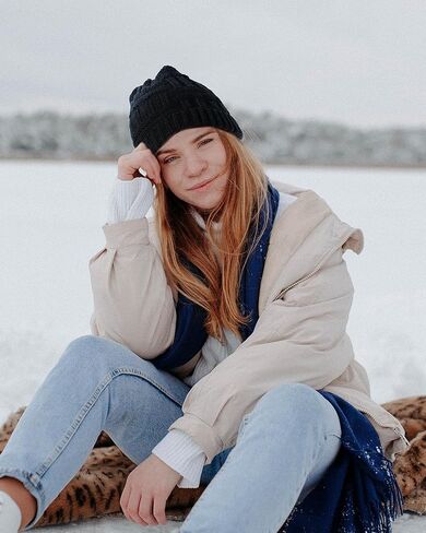 قبعة صغيرة شتوية على شكل ذيل حصان للنساء من Mesovor، قبعة صغيرة دافئة منسوجة بكابل قابل للتمدد مع ذيل حصان قابل للتعديل متقاطع من الخلف in Kuwait