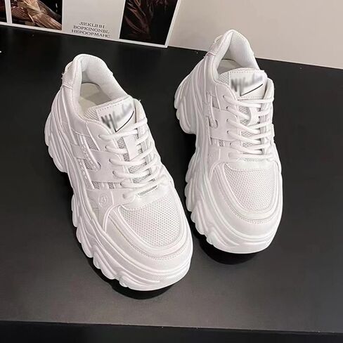 أحذية رياضية مكتنزة للنساء والفتيات أحذية مشي بنعل سميك 3.2 بوصة - مريحة ومسامية in Kuwait