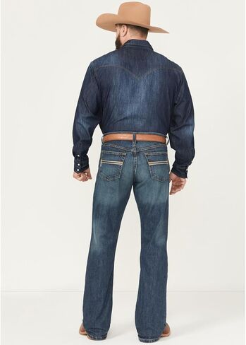 Cinch Men's Carter Relaxed Fit Jean, Medium Stone Wash, 32W x 32L in Saudi Arabia