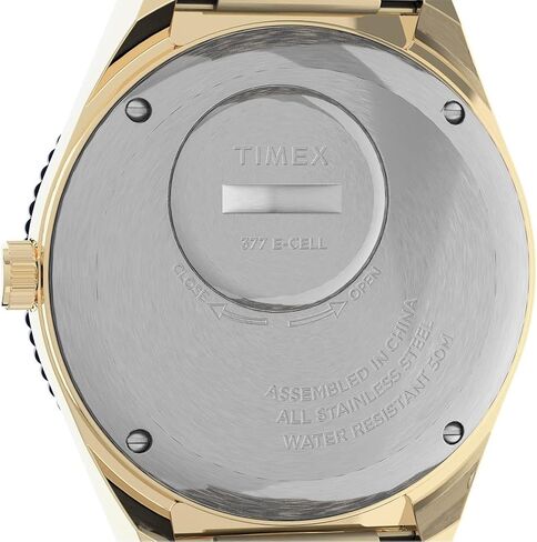 ساعة Timex التناظرية للرجال Q Reissue مع حزام من الفولاذ المقاوم للصدأ in Saudi Arabia