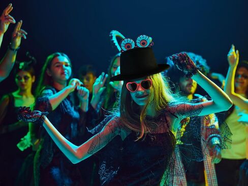 Classic Black Fedora Hat with Red Heart-Shaped Sunglasses – Fun Party and Costume Accessory Set for Teens and Adults in Saudi Arabia