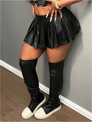 تنورة نسائية صغيرة من الجلد الصناعي بمقاس كبير من MakeMeChic ذات ثنيات واسعة على شكل حرف A in Kuwait