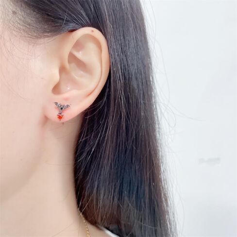Punk 20g Bat Red Heart Charm Screw Flat Back Small Stud Earrings for Women Unique Stainless Steel Black Animal Cartilage Tragus Piercing Studs Hypoallergenic Fashion Jewelry Halloween Party Gift in Saudi Arabia