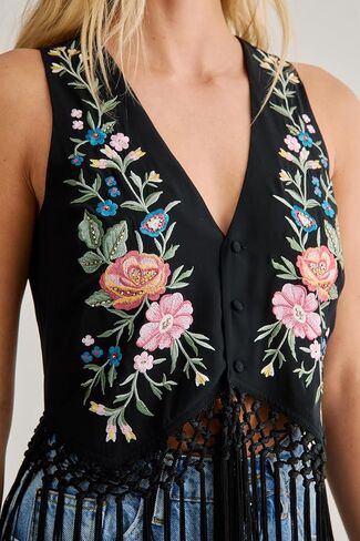 سترة مطرزة بشرابة مطرزة يدويًا من Nasty Gal Limited in Kuwait