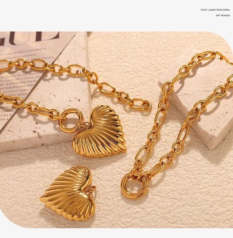 Chunky Gold Heart Necklace for Women,18K Gold Plated Puffy Heart Pendant with Paperclip Chain,Stainless Steel Statement Jewelry Waterproof Jewelry Gift for Chrismas in Kuwait