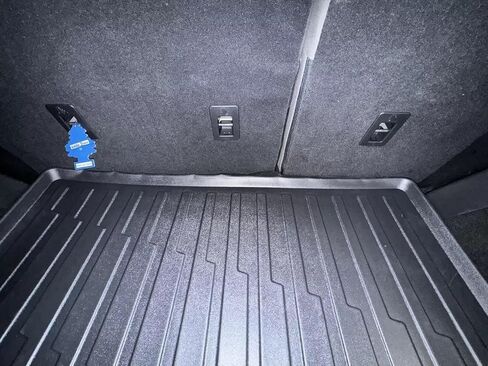 Floor Cargo Liner – Trunk Mat for Lincoln Corsair 2020–2025 – Weather – Resistant Trunk Mats for Cars with Raised Lip – Non-Slip Car Tray Pad Boot – Laser Pre-Cut Design in Saudi Arabia
