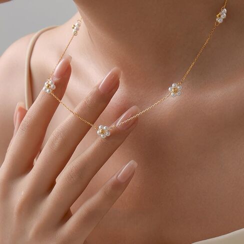 925 Sterling Silver Daisy Pearl Pendant Necklace for Woman 14K Gold Plated Dainty Pearl Choker Flower Necklaces to Daughter Mother Minimalist Elegant Trendy Christmas Wedding Jewelry Gift in Saudi Arabia