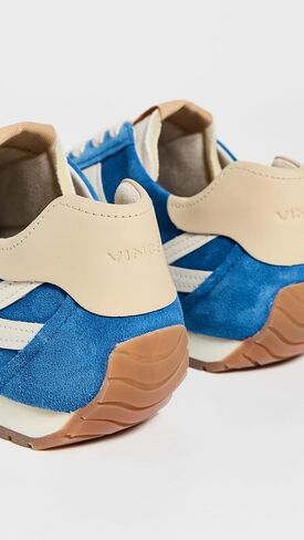 أحذية Vince النسائية Oasis Runner in Saudi Arabia