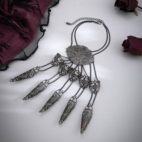 Gothic Bracelets Finger Nails Tip Claw Rings for Women,Women Gothic Halloween Black Punk Finger Rings Chain Bracelets with Ring Goth Hollow Pattern Finger Claws Halloween Cosplay Jewelry in Saudi Arabia