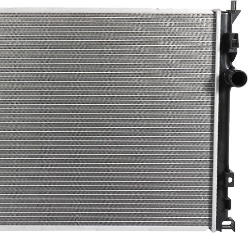 الرادياتير ومروحة التبريد 2005-2007 لكرايسلر 300 Base 2.7L 2005-2009 لكرايسلر 300 C 5.7L مروحة التبريد: 620039 621160 الرادياتير: 2766 in Kuwait