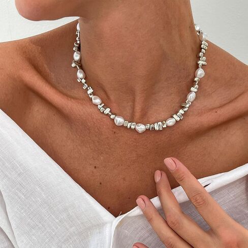 Gold Statement Necklace for Women Pearl and Gold Necklace Trendy Baroque Pearl Choker for Women Jewelry in Saudi Arabia