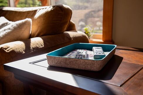 Three By Three Seattle Felt Like It! 13 x 9.5 Inch Felt Tray Drawer Organizer, Fits Standard Letter Size Paper Sheets (Navy) in Saudi Arabia