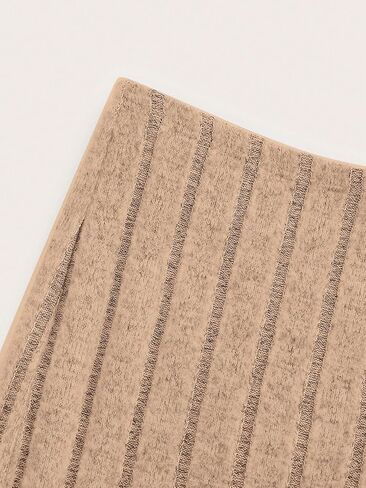 تنورة طويلة نسائية من Milumia بخصر عالٍ ومتماسكة ومضلعة، تنانير طويلة غير رسمية in Kuwait