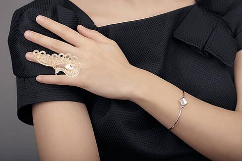 Touchstone Indian Bollywood Fashion Handcrafted Traditional Classic Royal Rajwada Designer Wedding Jewelry Rings in Copper Or Gold Or White Tone for Women. in Saudi Arabia