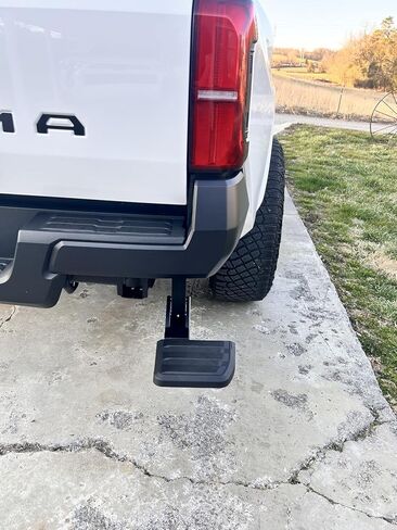 خطوة الباب الخلفي للسرير الخلفي متوافقة مع Toyota Tacoma Tacoma 2024 2025 شاحنة قابلة للطي خطوة الباب الخلفي المصد القابل للسحب (PT392-35920) in Kuwait