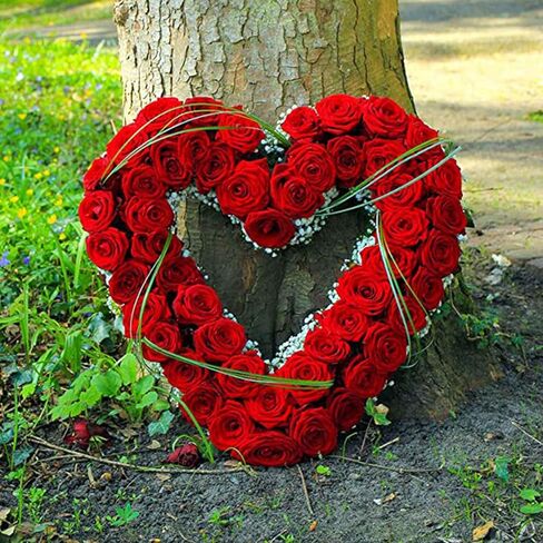 9 Pack Heart Metal Wreath 12 Inch Heart-Shaped Wire Wreath Frame for Home Wedding Valentine's Day DIY Crafts in Saudi Arabia