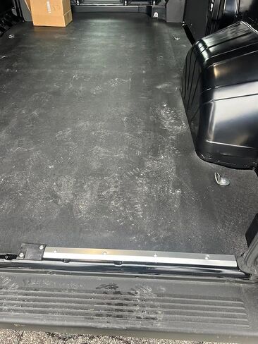 سجادة شحن Rezaw-Plast لسيارة Dodge Ram Promaster 2014-2025 /طول حمولة 8 أقدام وقاعدة عجلات 118/ بطانة سرير متينة مضادة للانزلاق عديمة الرائحة وملائمة حسب الطلب باللون الأسود in Kuwait