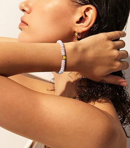 2 PCS Boho Beaded Stretch Bracelets for Women Natrue Stone Beads Gold-color Plated Heart Charm Surfer Bracelets Summer Beach Handmade Jewelry in Saudi Arabia