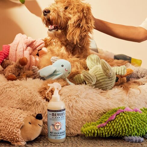 Mrs. Meyer's Clean Day Dog Care Kit, Includes 3in1 Dog Shampoo - White Peach, Dog Deodorizing Spritz - White Peach and Pet Stain & Odor Fighter - Coconut Leaf in Kuwait