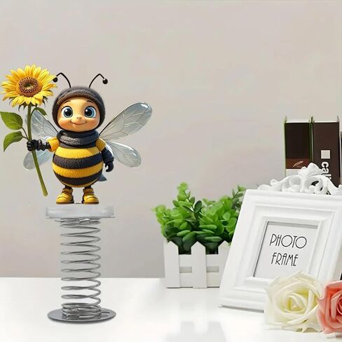 1Pc Acrylic Car Accessories, Bee Car Dashboard, Great Gifts For Friends And Family, Multifunctional Home Or Office Decorations, Decoration Accessories in Saudi Arabia