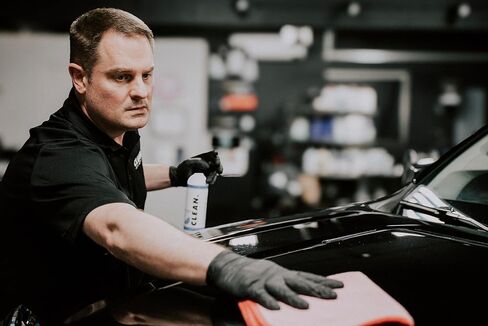 Clean. Quick Detailer – High-Performance Vehicle Detailer for Interior & Exterior Surfaces of All Vehicles – Removes Dirt, Dust & Smudges – Restores Shine – Streak-Free Finish – 16oz Spray in Kuwait