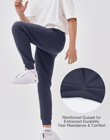 بنطال رياضي رجالي من K-Swiss بجيوب - بنطال رياضي خفيف الوزن وجيد التهوية للرجال، بنطال رياضي بأساور للصالة الكاجوال in Kuwait