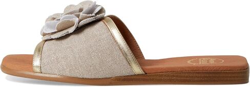André Assous Women's Kiky Flat Sandal in Saudi Arabia