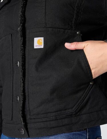 سترة نسائية من Carhartt متينة وفضفاضة ومبطنة بقماش الشيربا in Saudi Arabia