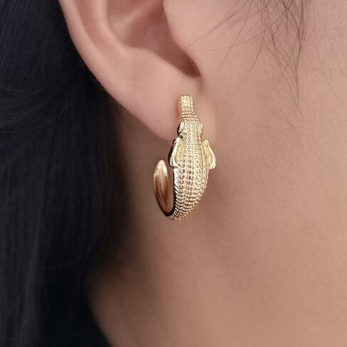 Exaggerated Gold Alligator Pendant Earrings Charm Amphibian Reptile Crocodile Earrings Fine Jewelry for Women Charm Animal Pendant Earrings Punk Statement Stud Earrings Jewelry （Gold） in Saudi Arabia