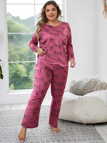 Women's Plus Size Pajama Set Sleepwear Two-Piece Lounge Set with Heart Print in Saudi Arabia