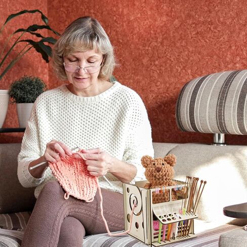 أطباق غزل خشبية الكل في واحد لإكسسوارات الحياكة والكروشيه، لوحة حجب مربعة الشكل، أداة قياس إبرة الكروشيه، أداة تنظيم الأدوات اليدوية، هدية لمحبي الكروشيه in Kuwait