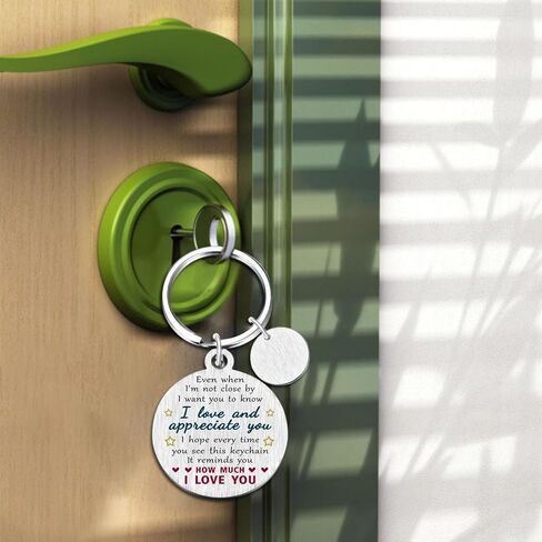 Yobent Pawpaw Gifts for Men, I Love You Pawpaw Birthday Keychain Present from Granddaughter Grandson, Unique Christmas Appreciate Gift Ideas in Saudi Arabia