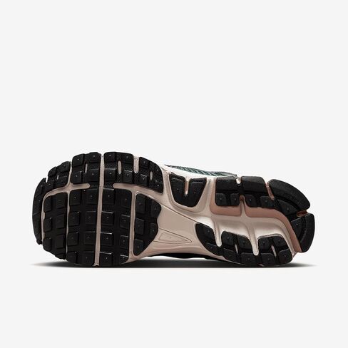 Nike Zoom Vomero 5 Women's Shoes (FN6742-300, Vintage Green/Light Orewood Brown) in Saudi Arabia