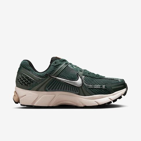 Nike Zoom Vomero 5 Women's Shoes (FN6742-300, Vintage Green/Light Orewood Brown) in Saudi Arabia