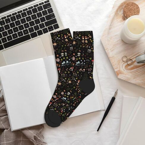 Socks Retro Art Unisex Adult Fun Cool 3D Print Colorful Athletic Sport Novelty Crew Tube Socks in Saudi Arabia