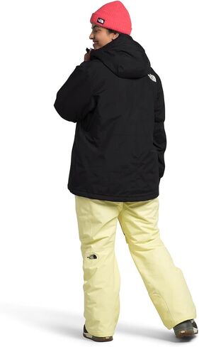 سترة معزولة Freedom للسيدات من The North Face (مقاس قياسي وحجم كبير) | لمسة نهائية طاردة للماء، غطاء رأس متوافق مع الخوذة in Saudi Arabia