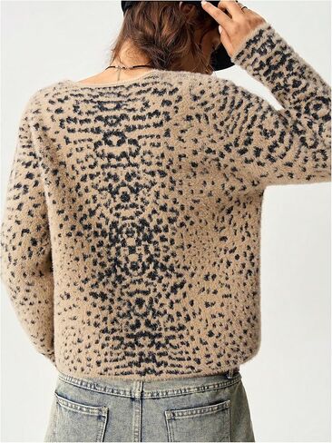 Women's Cheetah Cardigan Sweater Y2K Leopard Print Fuzzy Crop Cardigans Button Front Long Sleeve Outwear Knit Top in Saudi Arabia