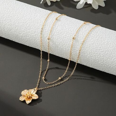 Charm Gold Flower Y2k Layered Necklaces for Women Statement, Trendy Vintage Chunky Metal Pleated Floral Pendant Necklace Hawaiian Party Jewelry Gifts in Saudi Arabia