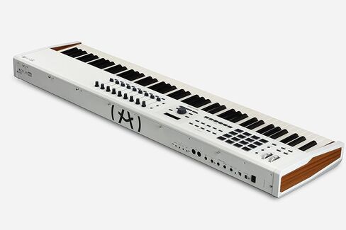 Arturia BeatStep Pro Controller and Sequencer — Aftertouch, Velocity Sensitive, With 2 Independent Melodic Sequencers, Drum Sequencer, 16 Drum Pads, MIDI/CV/Gate I/O and Music Production Software in Kuwait